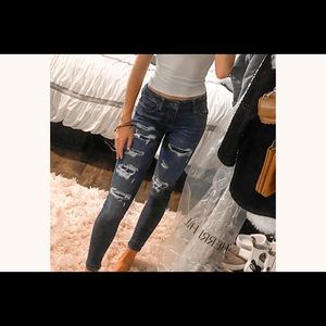 American Eagle Jeans !!